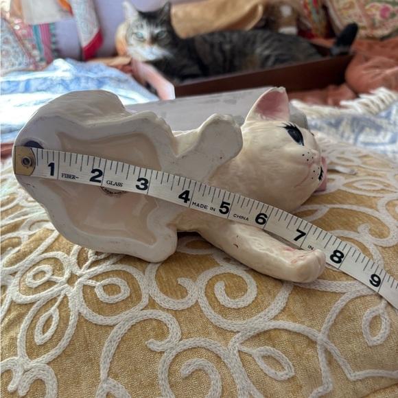 Elegant Ceramic Cream Cat Figurine Vintage Grandma Pretty Kitty 🐱 - Picture 7 of 12